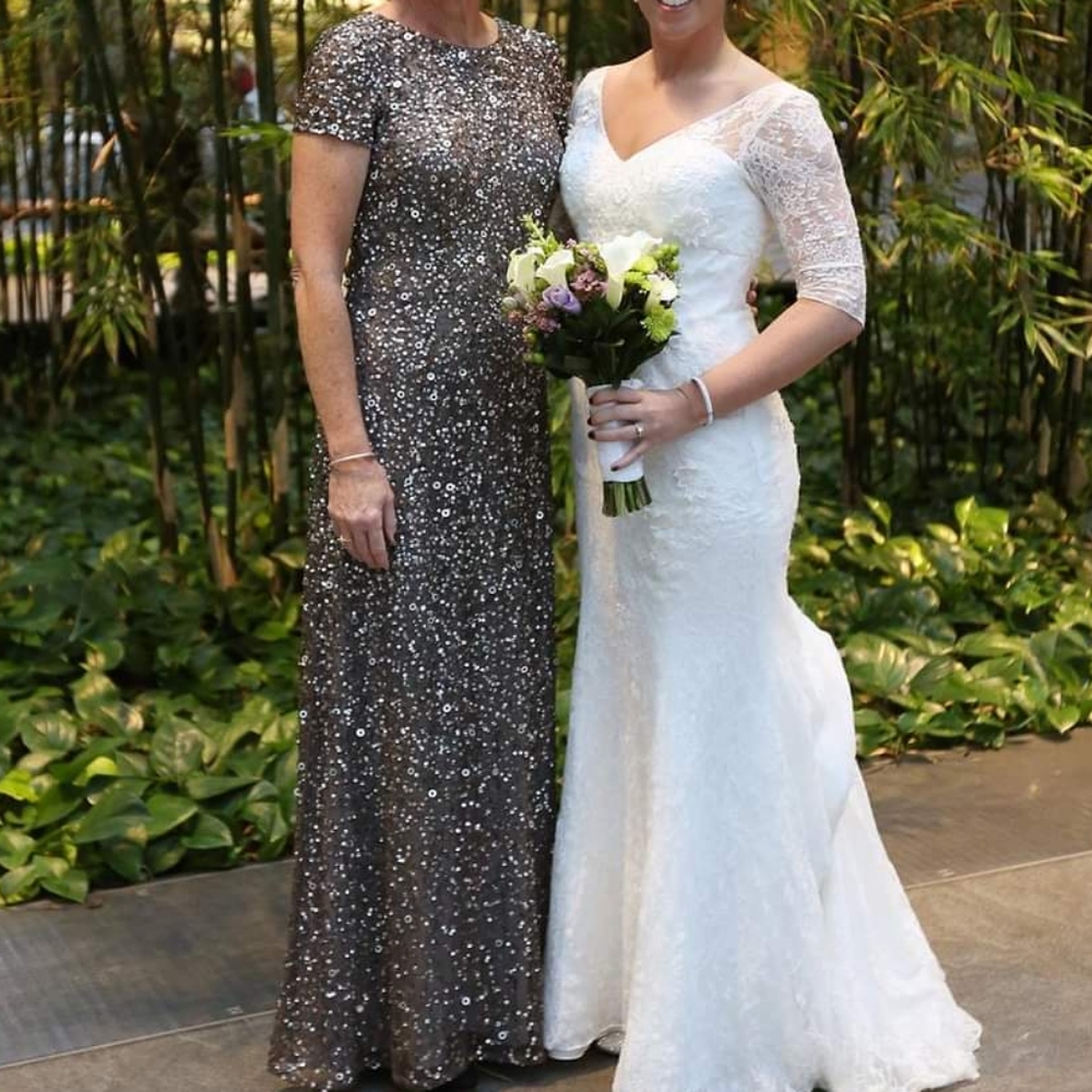 Adrianna Papell Silver Sequin Dress Size 6 - Picture 3 of 4